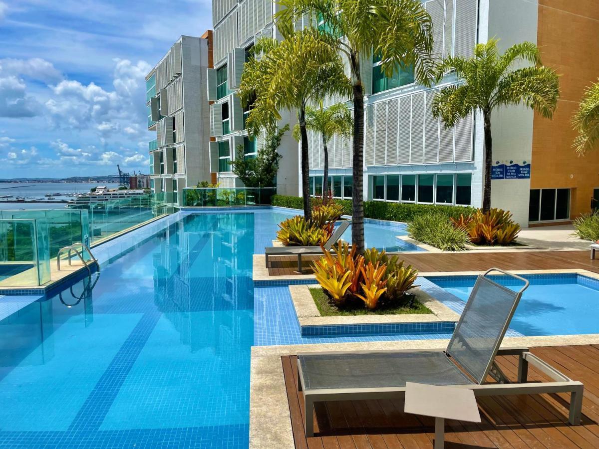 Cloc Marina Vista Mar P/ A Baia De Todos Os Santos Apartment Салвадор Екстериор снимка