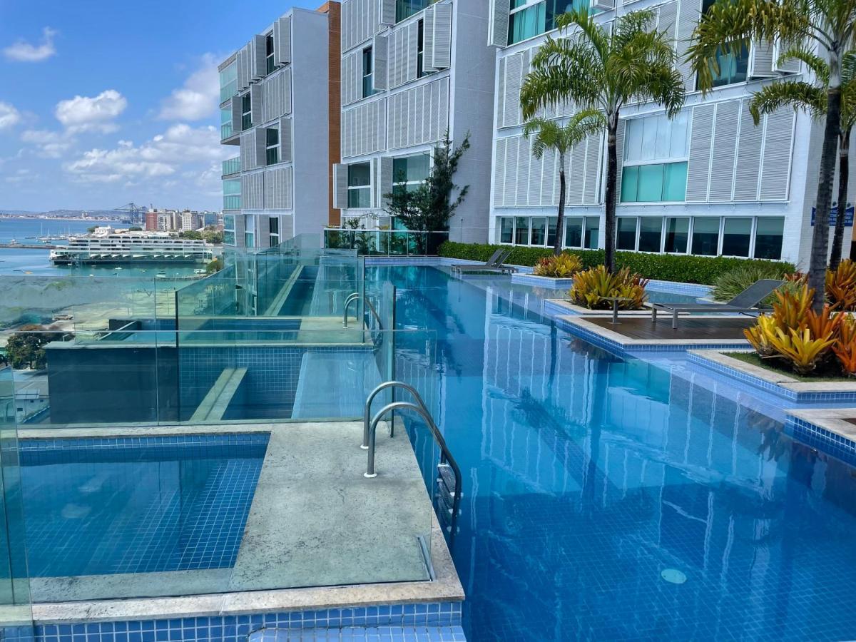Cloc Marina Vista Mar P/ A Baia De Todos Os Santos Apartment Салвадор Екстериор снимка